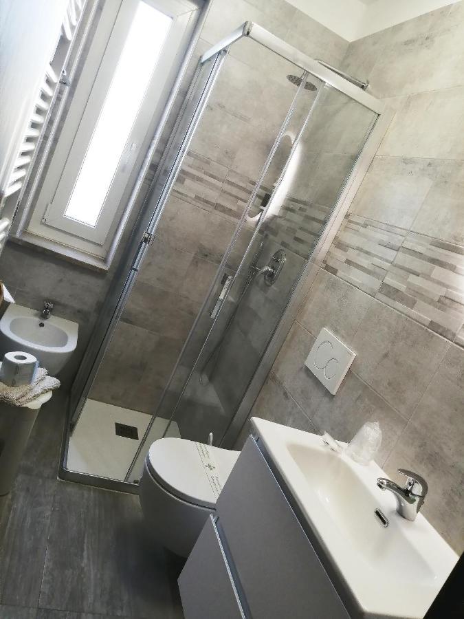 Hotel Siros เวโรนา ภายนอก รูปภาพ